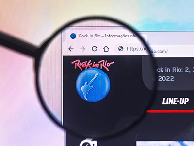 Magnifying Glass on webpage
